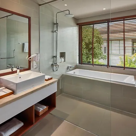 Best Western Premier Sonasea Villas Phú Quốc Exterior photo