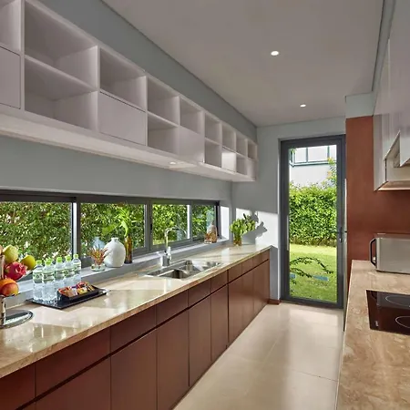 Best Western Premier Sonasea Villas Phú Quốc Exterior photo